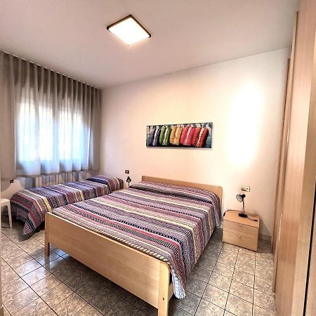 Zzznon Attivo Ex Dl5 E Dl6 Apartman Lido di Jesolo Kültér fotó