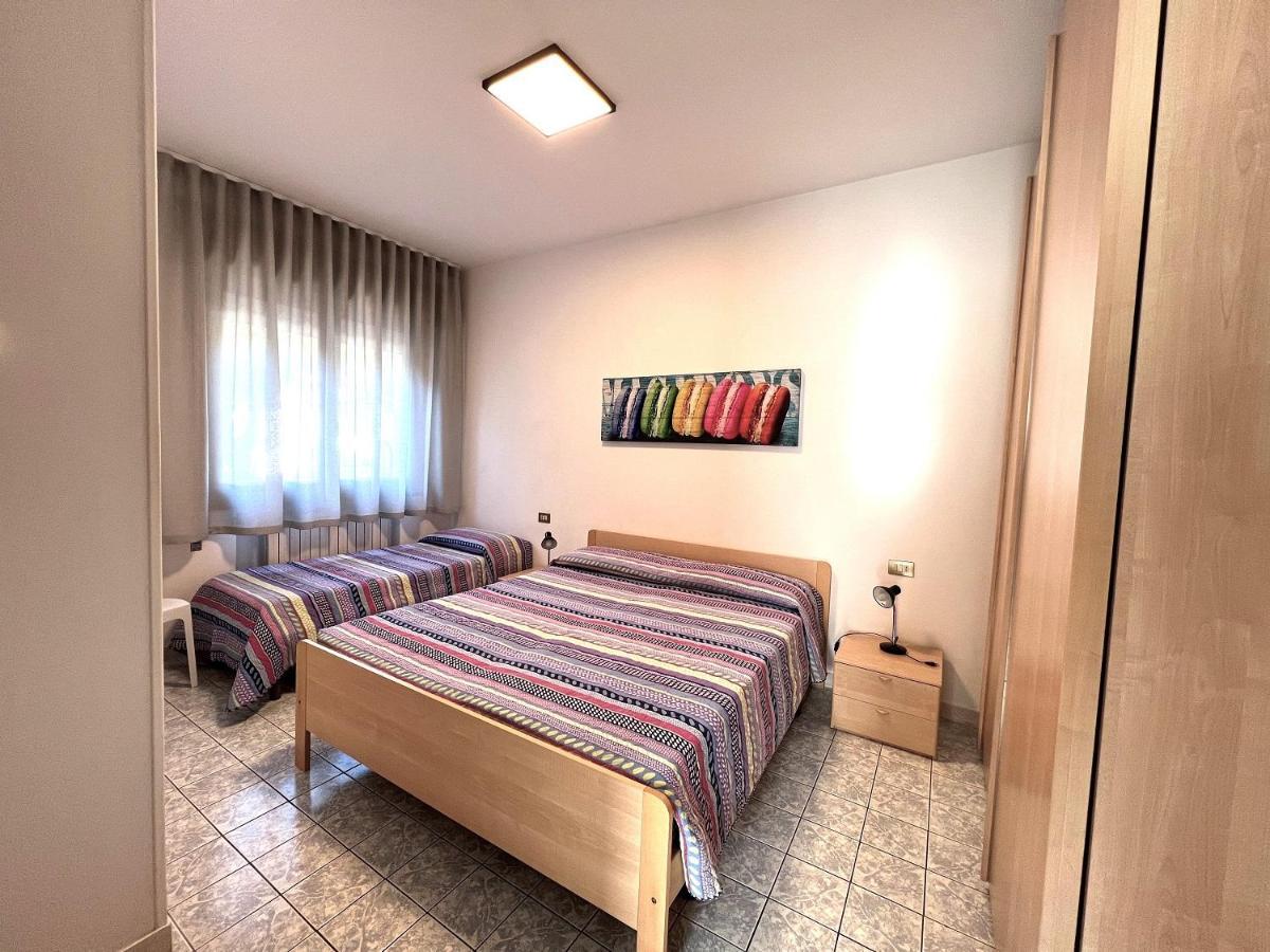 Zzznon Attivo Ex Dl5 E Dl6 Apartman Lido di Jesolo Kültér fotó
